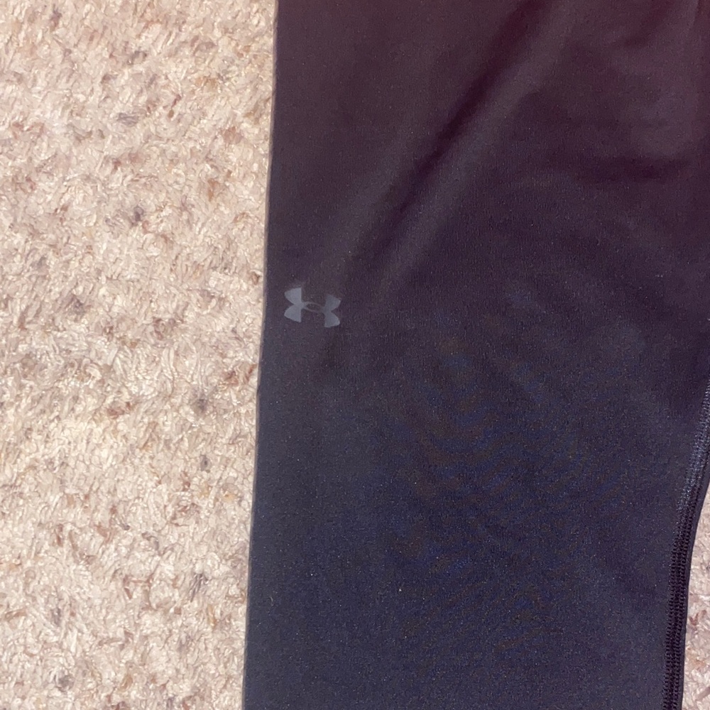 Women’s Under Armor Compression Bundle - image 3